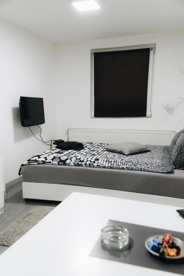 Apartments Luka Крагуевац Екстериор снимка