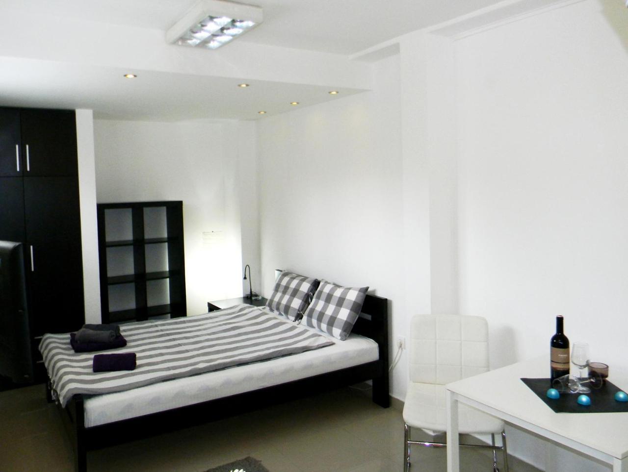 Apartments Luka Крагуевац Екстериор снимка